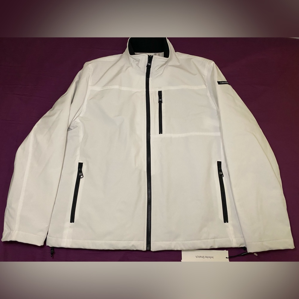 Calvin Klein Men's Soft Shell Jacket with Sherpa Lining - Large - White